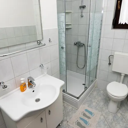 - Diklo 5887b Apartmán *